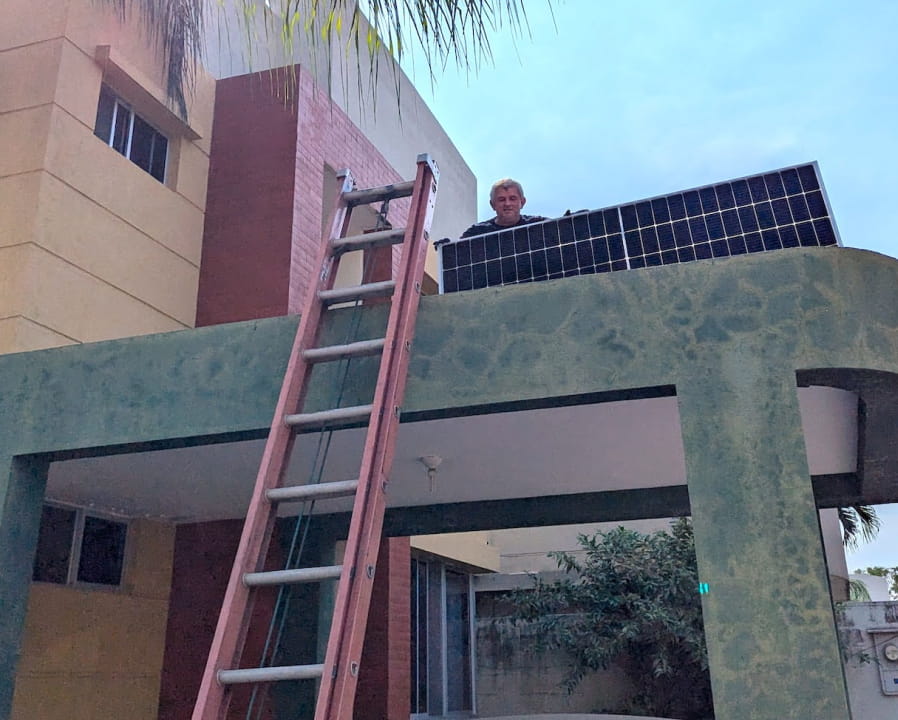 foto proyecto energia solar portatil hogar panel adeatel ecoflow