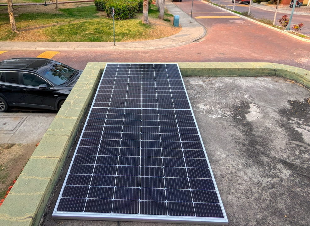 foto proyecto energia solar portatil hogar panel adeatel ecoflow